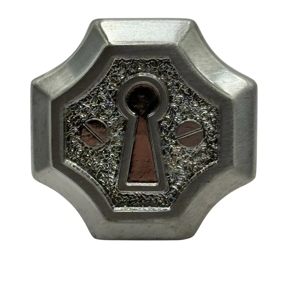 Hickok Keyhole Cufflinks Shiny Silver Tone Textured Vintage Ornate Unique Formal